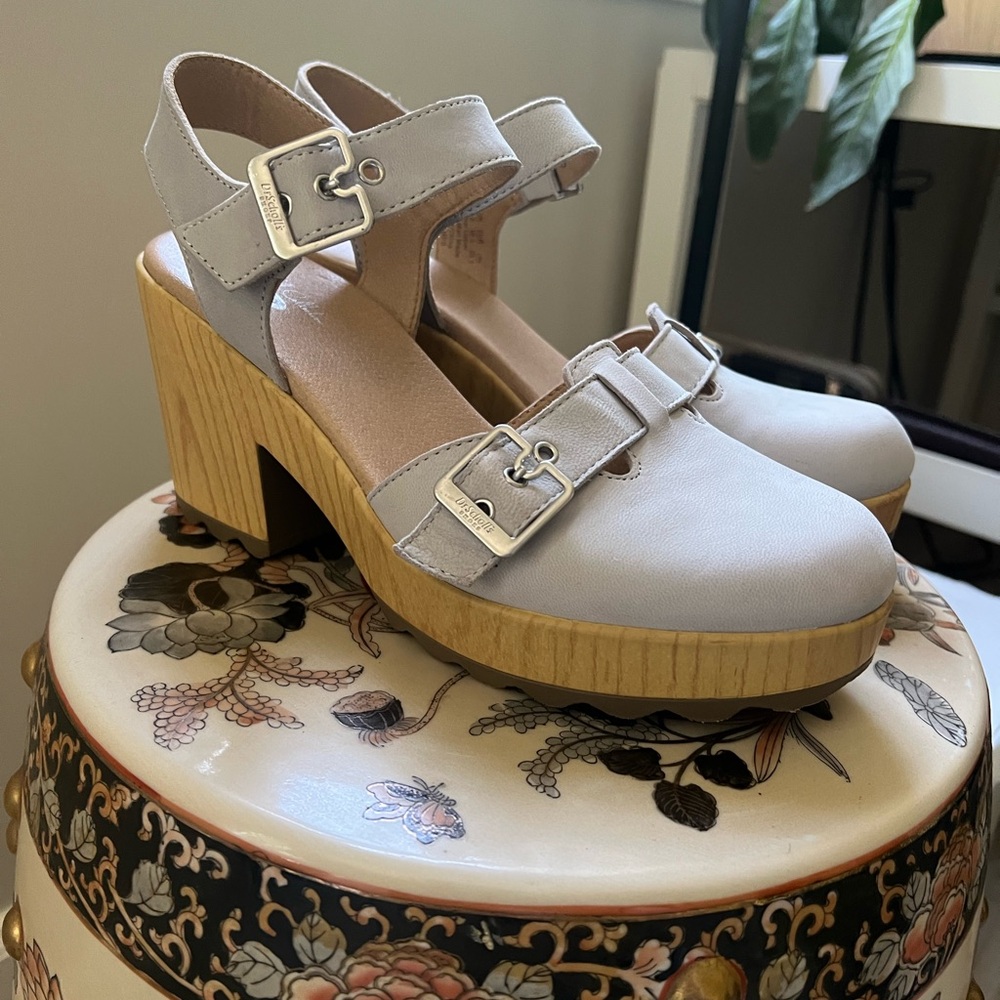 Dr. Scholl's Original Collection Wild Times Platform Sandal size 8.5